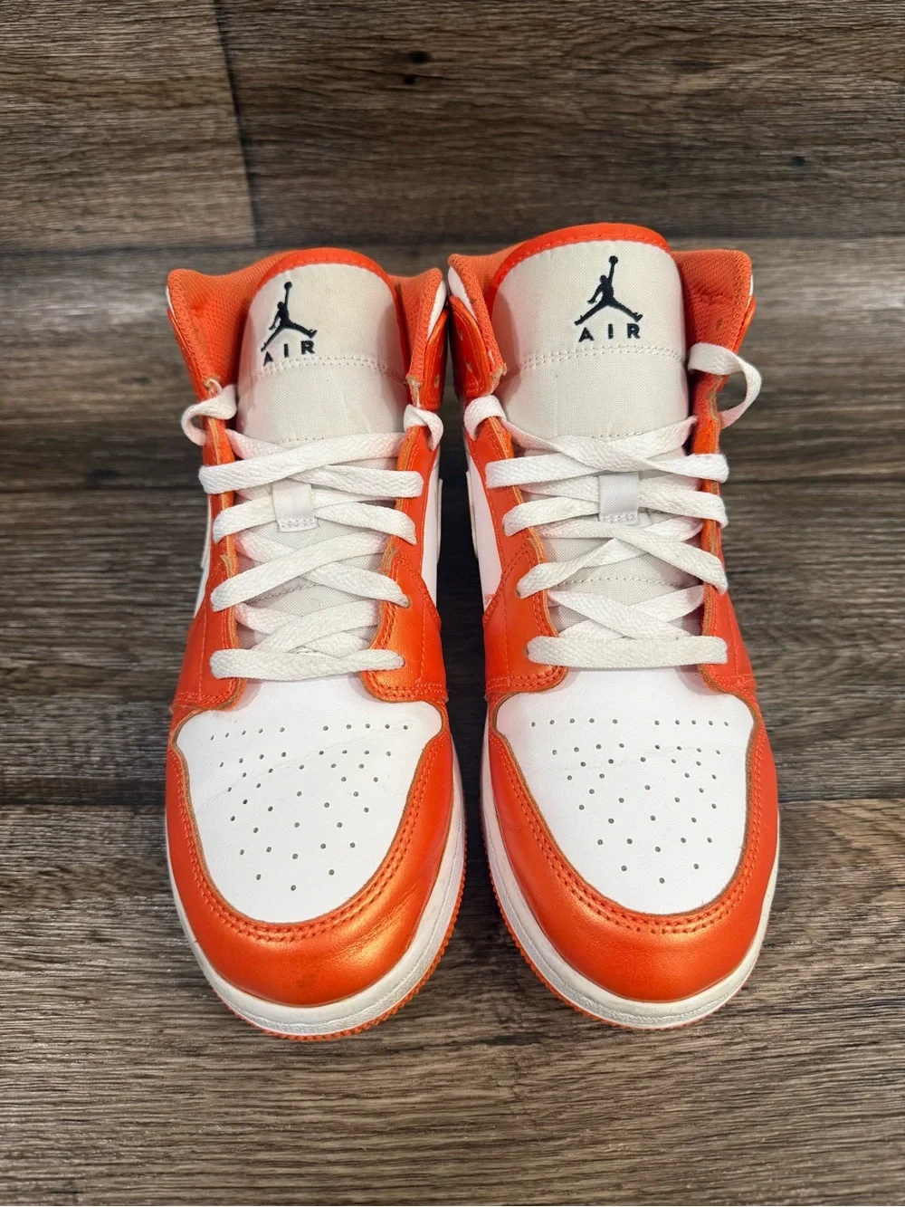 NIKE Air Jordan 1 Mid, 
